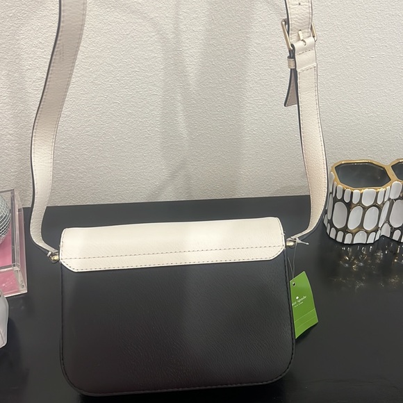 Brand new Kate spade black and white alycia purse - Picture 2 of 4